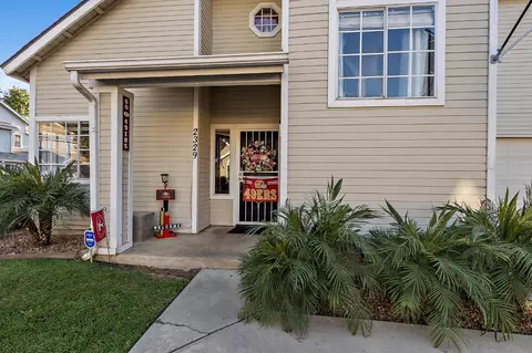 2329 N Clark St, Visalia, CA 93292