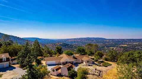 35074 Ocb Mine Rd, Coarsegold, CA 93614