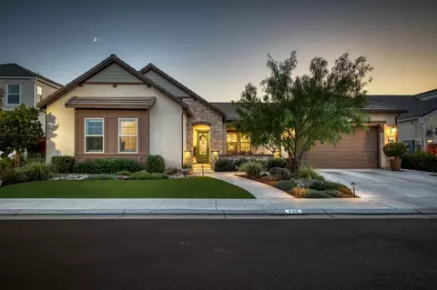 740 Meridian Ave, Madera, CA 93636 photo 1