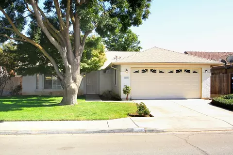 3260 N Forestiere Ave, Fresno, CA 93722