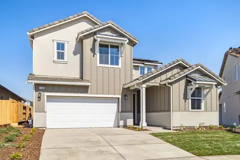 1105 Grant Ave W, Madera, CA 93636 photo 1
