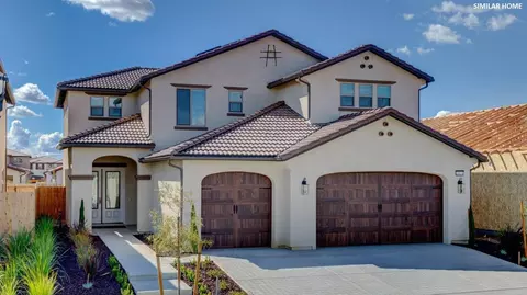 20175 Hazelwood Ln, Friant, CA 93626