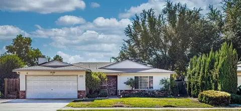 4713 W Willis Ave, Fresno, CA 93722