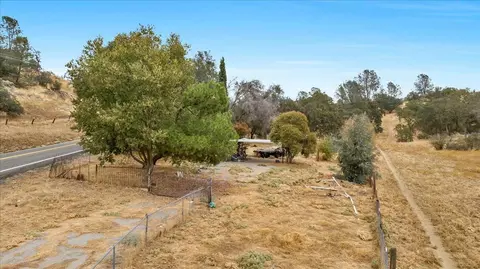 29435 Morgan Canyon Rd, Prather, CA 93651
