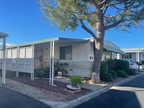 221 W Herndon Ave #218, Fresno, CA 93650