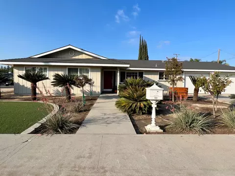 1521 Stroud Ave, Kingsburg, CA 93631