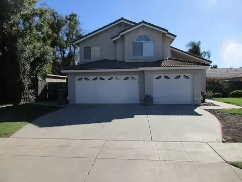 2294 Roberts Ave, Clovis, CA 93611