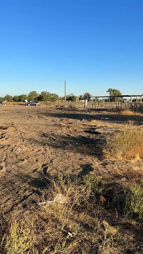 0 Farris, Fresno, CA 93706