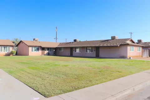 1641 E Magnolia Way, Dinuba, CA 93618