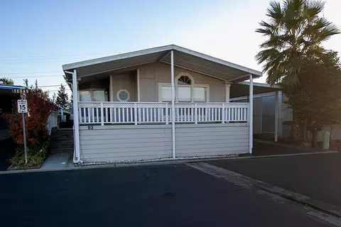 221 W Herndon Ave #93, Fresno, CA 93650