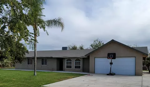 11205 W South Ave, Fresno, CA 93706