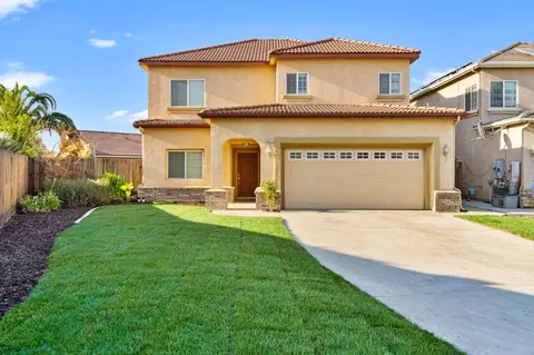 2877 Casty Ct, Sanger, CA 93657