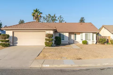 3927 Kelly Cir, Selma, CA 93662