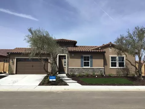 969 Ridgeline Rd W, Madera, CA 93636