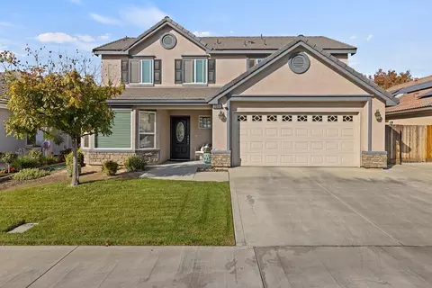 2518 Sarah Ave, Sanger, CA 93657