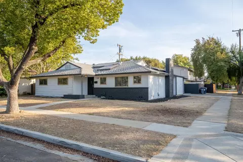 3908 E Rialto Ave, Fresno, CA 93726