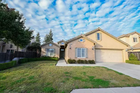 1162 E Pinehurst, Fresno, CA 93730