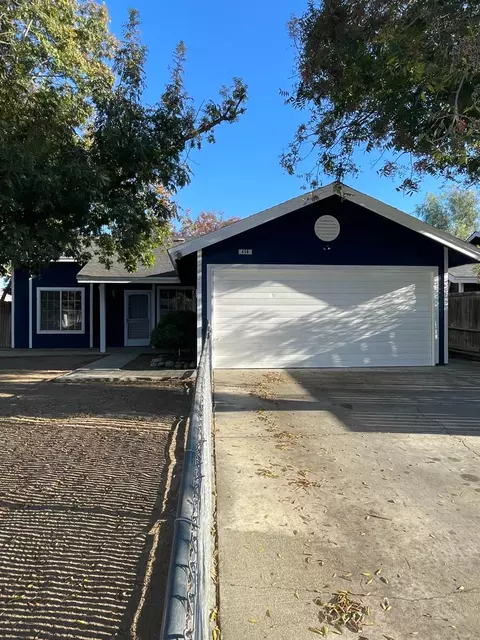 458 E Forest Ct, Coalinga, CA 93210