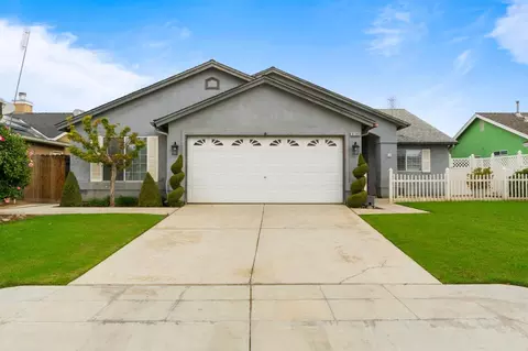 6190 W San Jose Ave, Fresno, CA 93723
