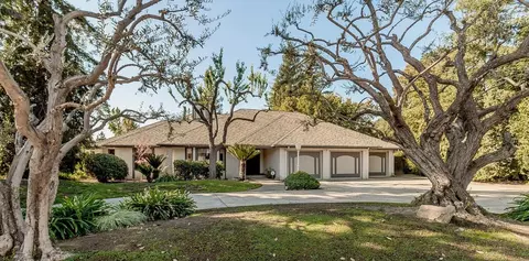 383 E Audubon Dr, Fresno, CA 93720