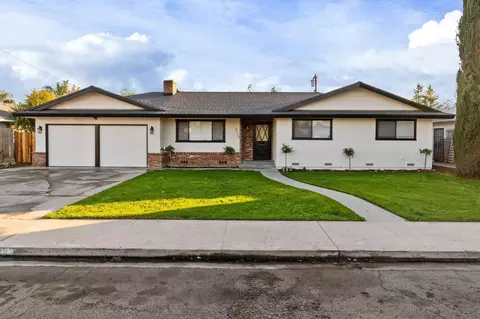 315 W Cypress Ave, Reedley, CA 93654