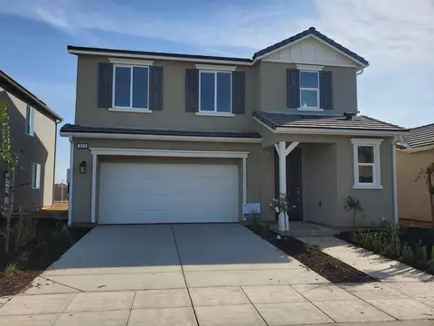 329 Talus Way S, Madera, CA 93636