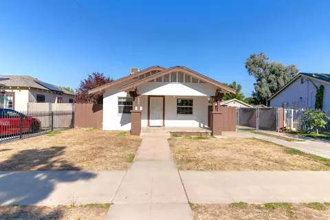 4027 E Liberty Ave, Fresno, CA 93702