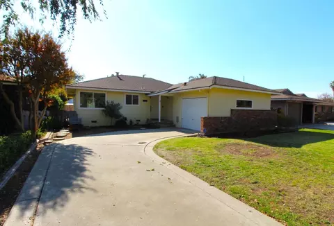 146 E Simpson Ave, Fresno, CA 93704