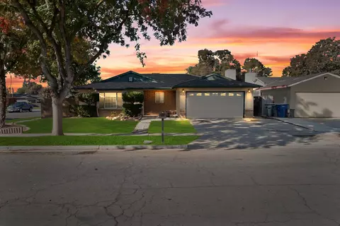 4289 N Milburn Ave, Fresno, CA 93722