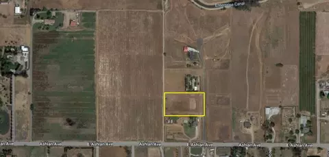 4071 N Adair Ave, Sanger, CA 93657