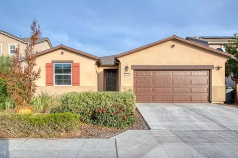7026 N Rumi Ave, Fresno, CA 93722