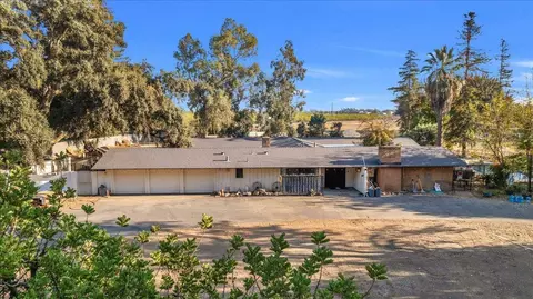 3075 W Kearney Blvd, Fresno, CA 93706