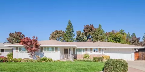 1129 Julie Dr, Merced, CA 95348