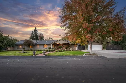 5835 E Rancho Dr, Fresno, CA 93727