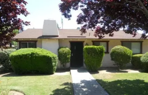 4634 E Cambridge Ave #101, Fresno, CA 93703