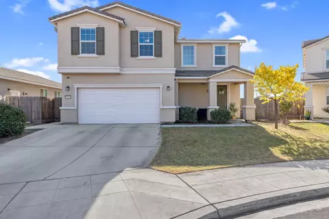 6781 E Geary St, Fresno, CA 93727