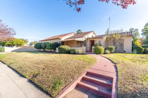 606 E Dennett Ave, Fresno, CA 93728