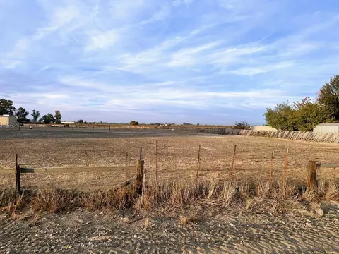 22926 Fairfax Ave, Lemoore, CA 93245 photo 1