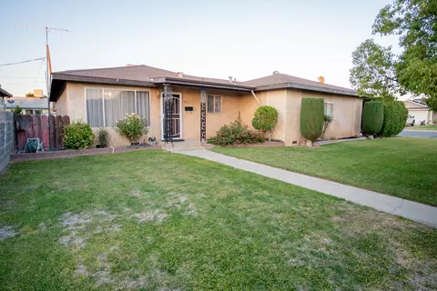 287 E Fir Ave, Atwater, CA 95301