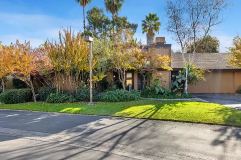 6260 N Palm Ave #114, Fresno, CA 93704
