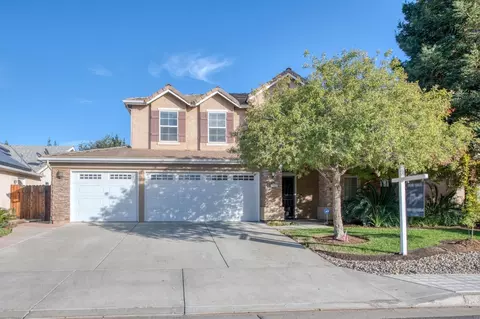 7732 N Gregory Ave, Fresno, CA 93722