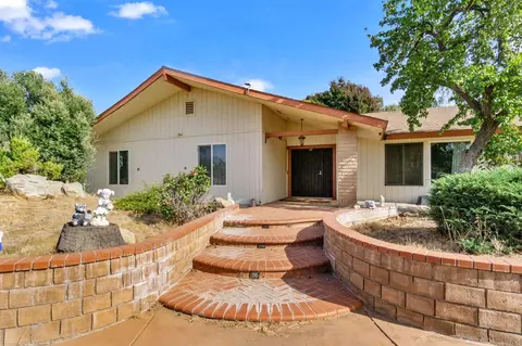 8454 Chamise Ave, Clovis, CA 93619 photo 1