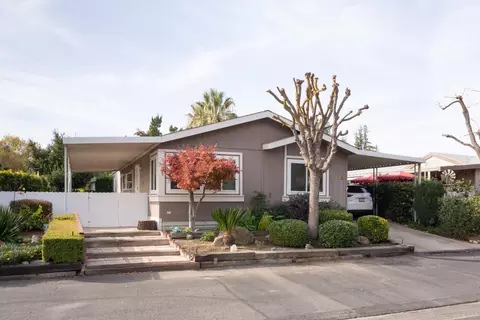 8701 N Highway 41 #43, Fresno, CA 93720