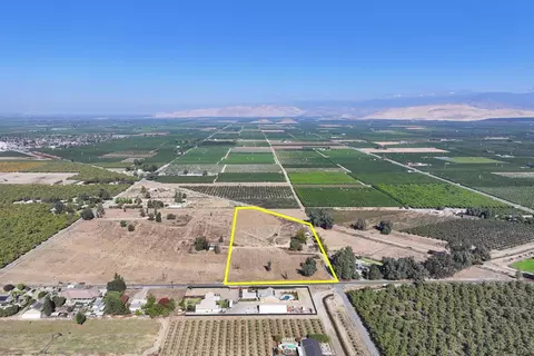 16600 Avenue 320, Visalia, CA 93292