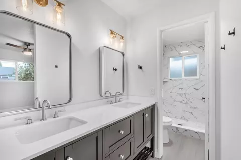 1206 E San Bruno Ave, Fresno, CA 93710