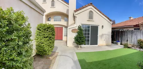 3391 Kelsey Ln, Madera, CA 93637