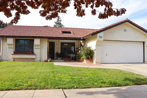 6495 N Cornelia Ave, Fresno, CA 93722
