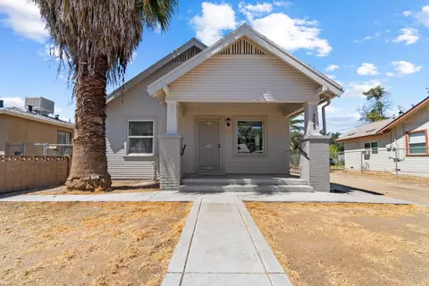 3825 E Mono St, Fresno, CA 93702