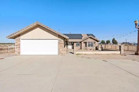 5660 E Nebraska Ave, Selma, CA 93662 photo 1