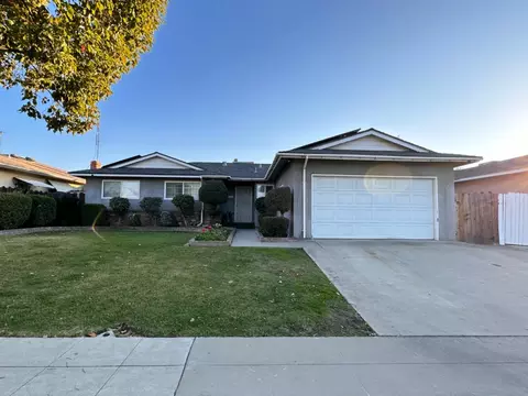 2229 W Cornell Ave, Fresno, CA 93705